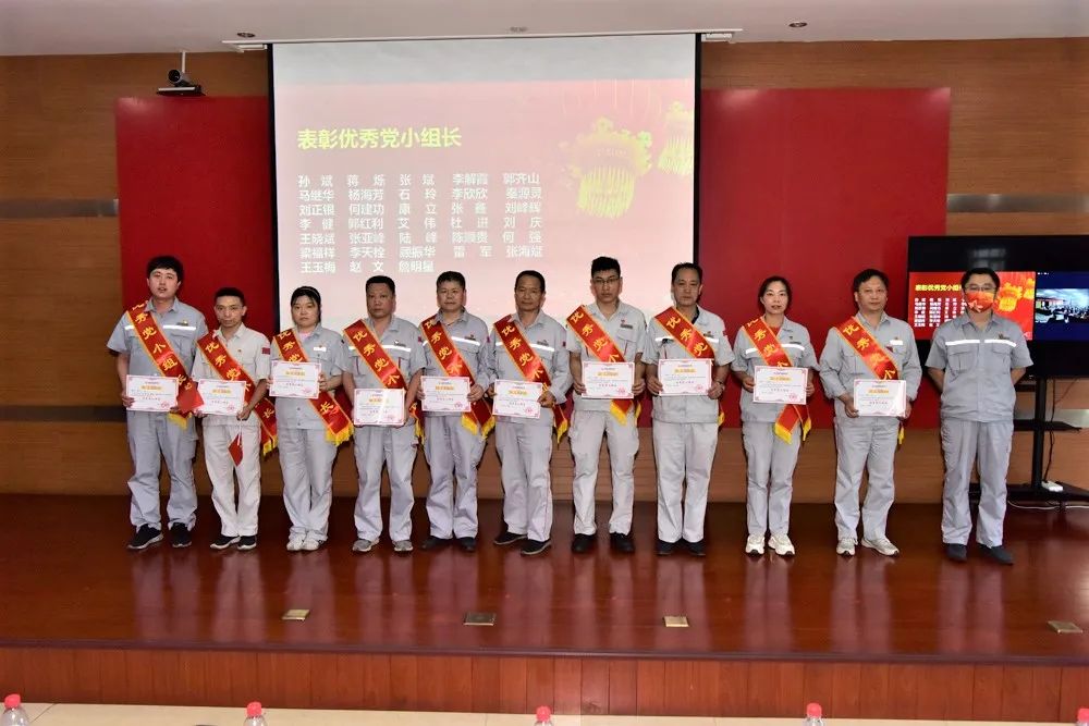 小組.jpg 小組.jpg