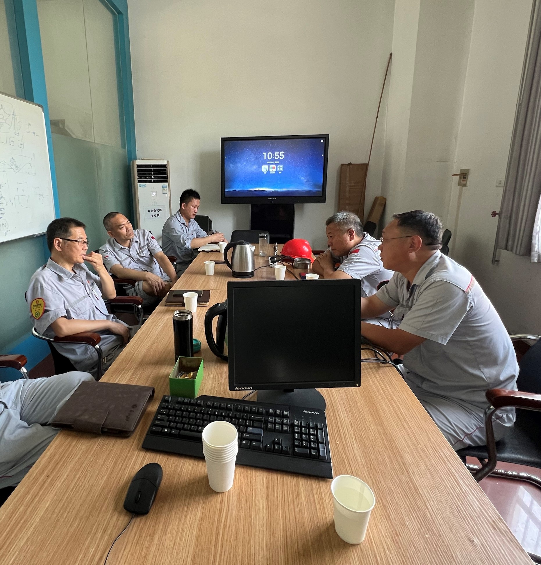 7bf2fdd7-7405-4aac-bb2f-dd8ce5efa384.jpg 7bf2fdd7-7405-4aac-bb2f-dd8ce5efa384.jpg